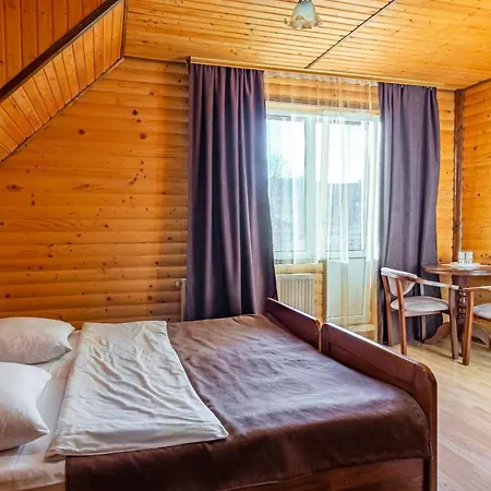 гуцульська світлиця Hotel *