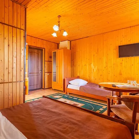 гуцульська світлиця Hotel Bukovel