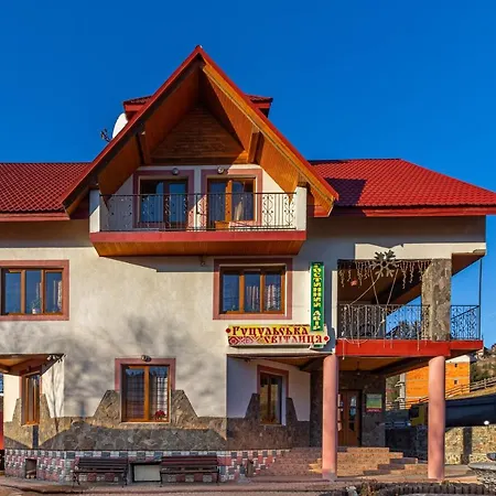 гуцульська світлиця *