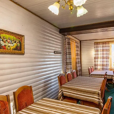 Hotel гуцульська світлиця