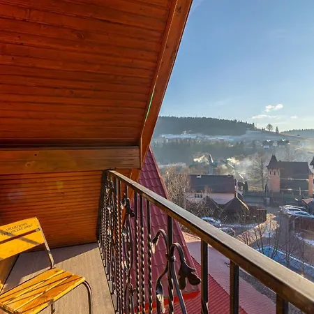 гуцульська світлиця