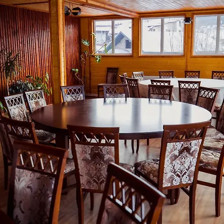 Hotel гуцульська світлиця *