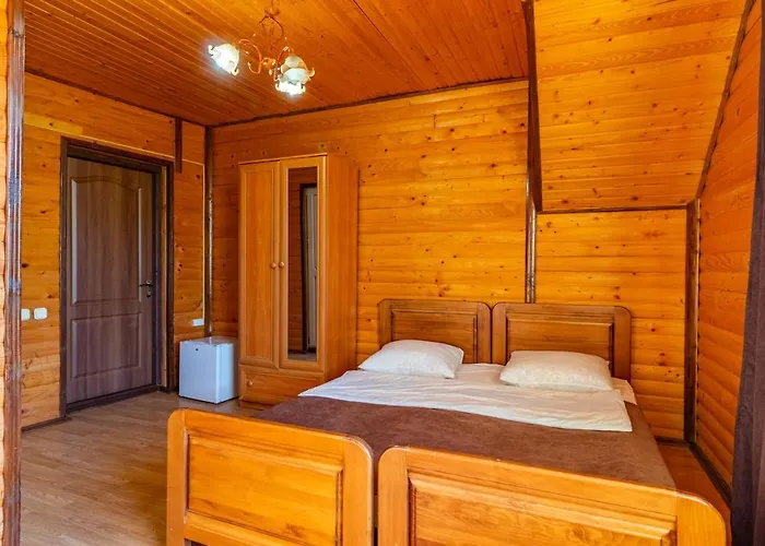 гуцульська світлиця Hotel *