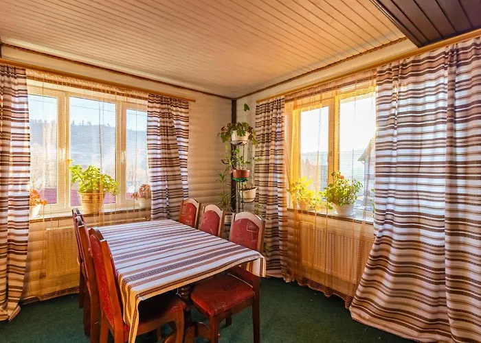 гуцульська світлиця *