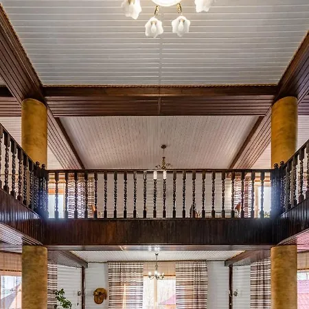 гуцульська світлиця